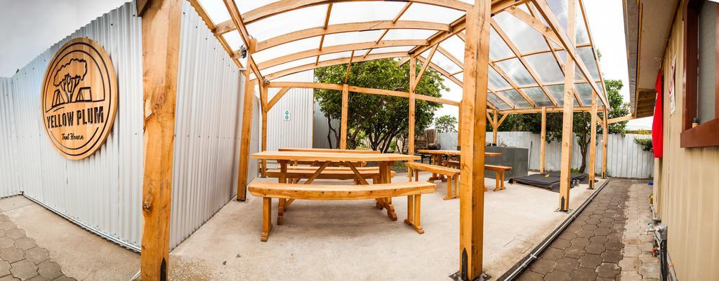 Camping Yellow Plum Hotel ปวยร์โตนาตาเลส ภายนอก รูปภาพ